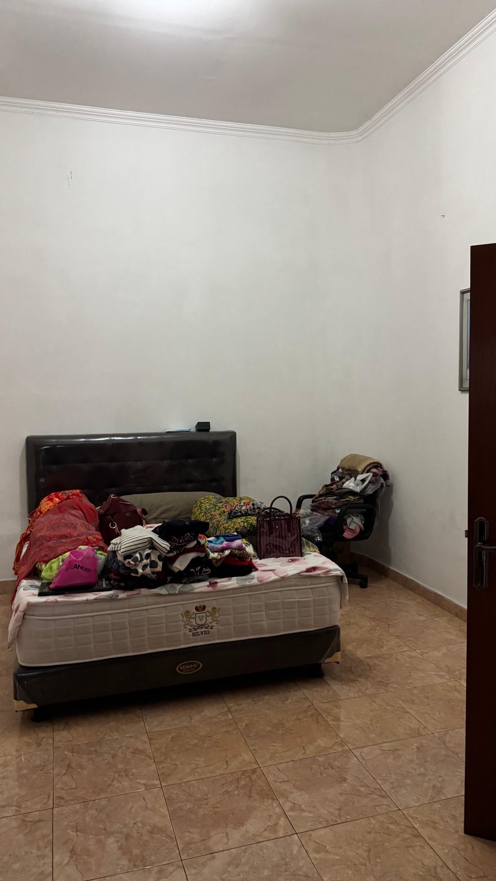 DIJUAL RUMAH JALAN MAMPANG PRAPATAN JAKARTA SELATAN