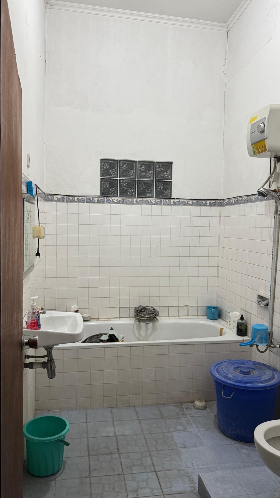 DIJUAL RUMAH JALAN MAMPANG PRAPATAN JAKARTA SELATAN