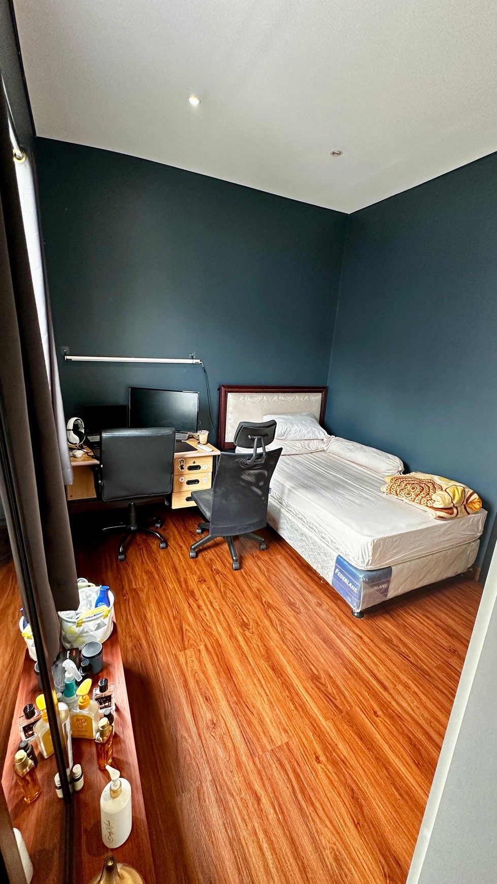 Rumah Renovasi Semi Furnished  HUNIAN CLUSTER AVANI BSD city 