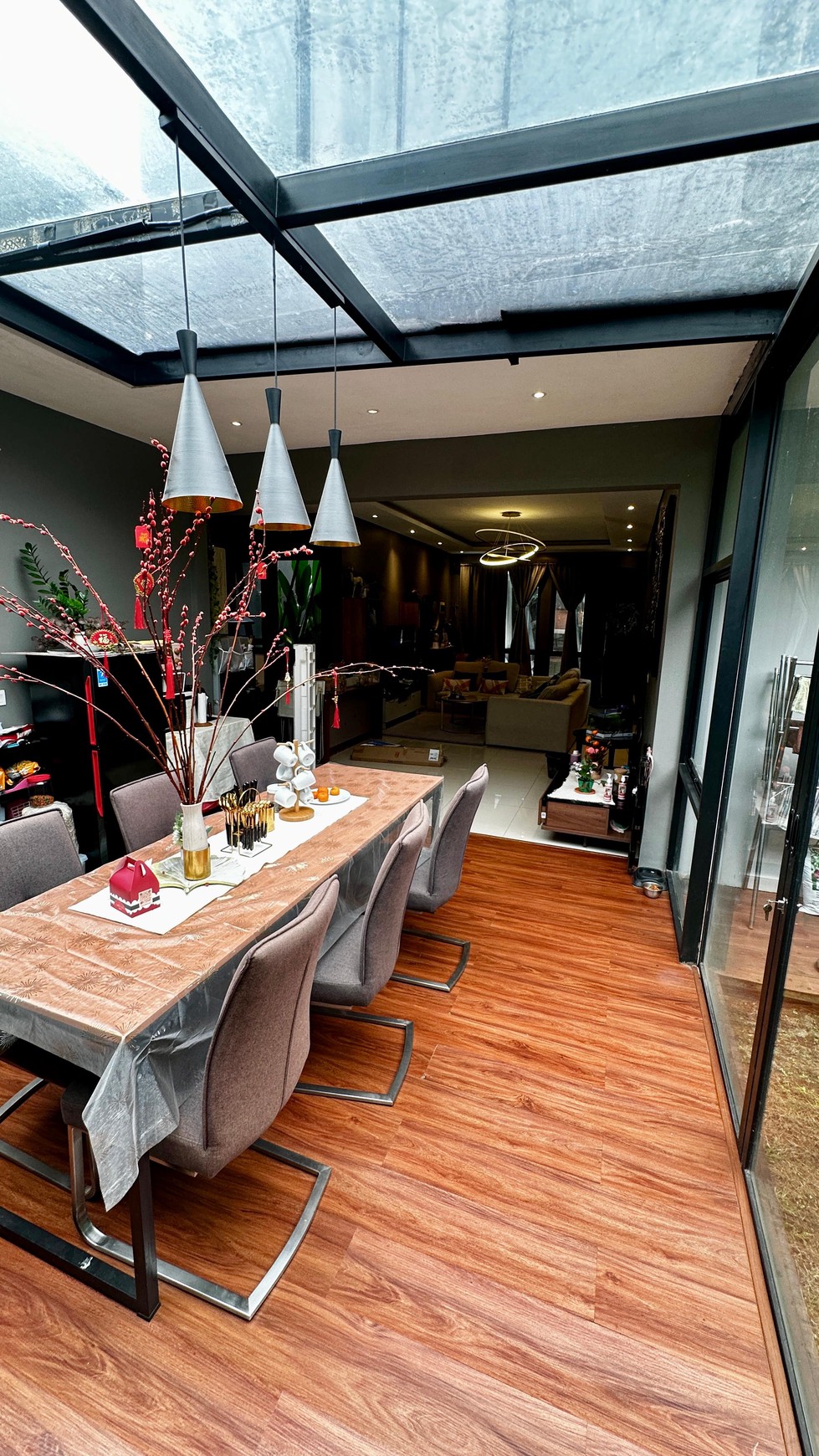 Rumah Renovasi Semi Furnished  HUNIAN CLUSTER AVANI BSD city 