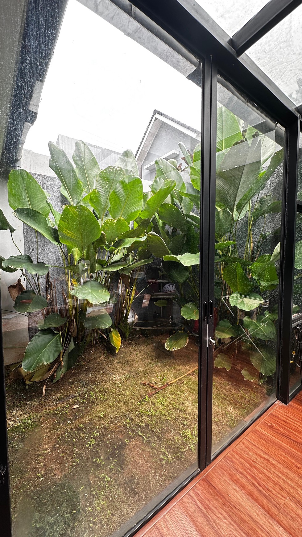 Rumah Renovasi Semi Furnished  HUNIAN CLUSTER AVANI BSD city 