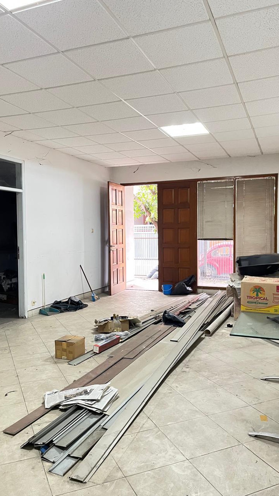 DIJUAL RUMAH TINGGAL DEKAT PONDOK INDAH MALL