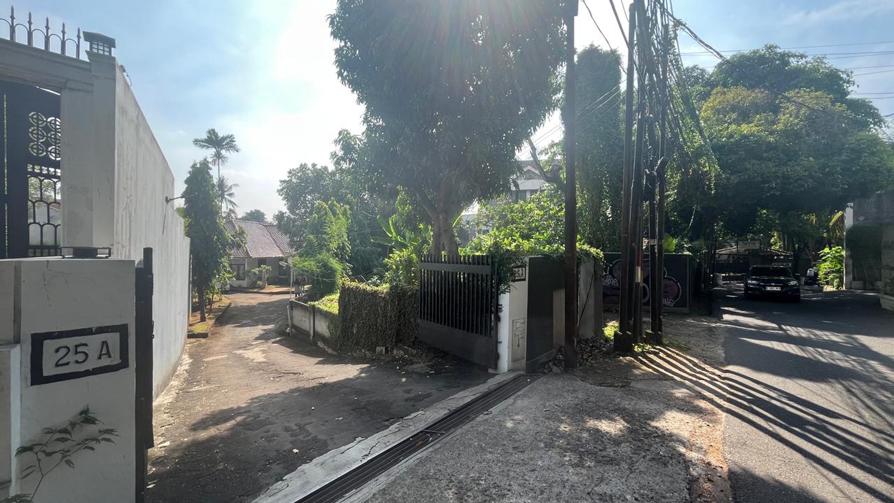DIJUAL TANAH LUAS BELAKANG CITOS JAKARTA SELATAN