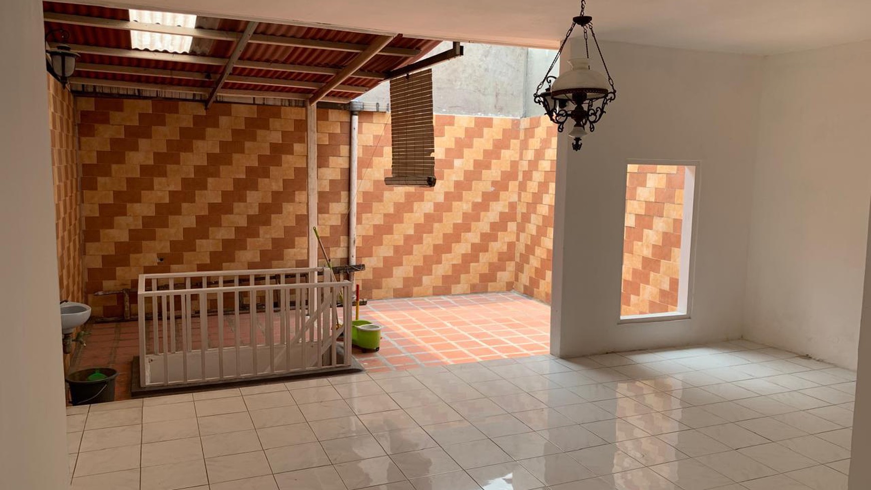 1898. Dijual Rumah Jl Swadaya , Cempedak Jatinegara Jkt Timur