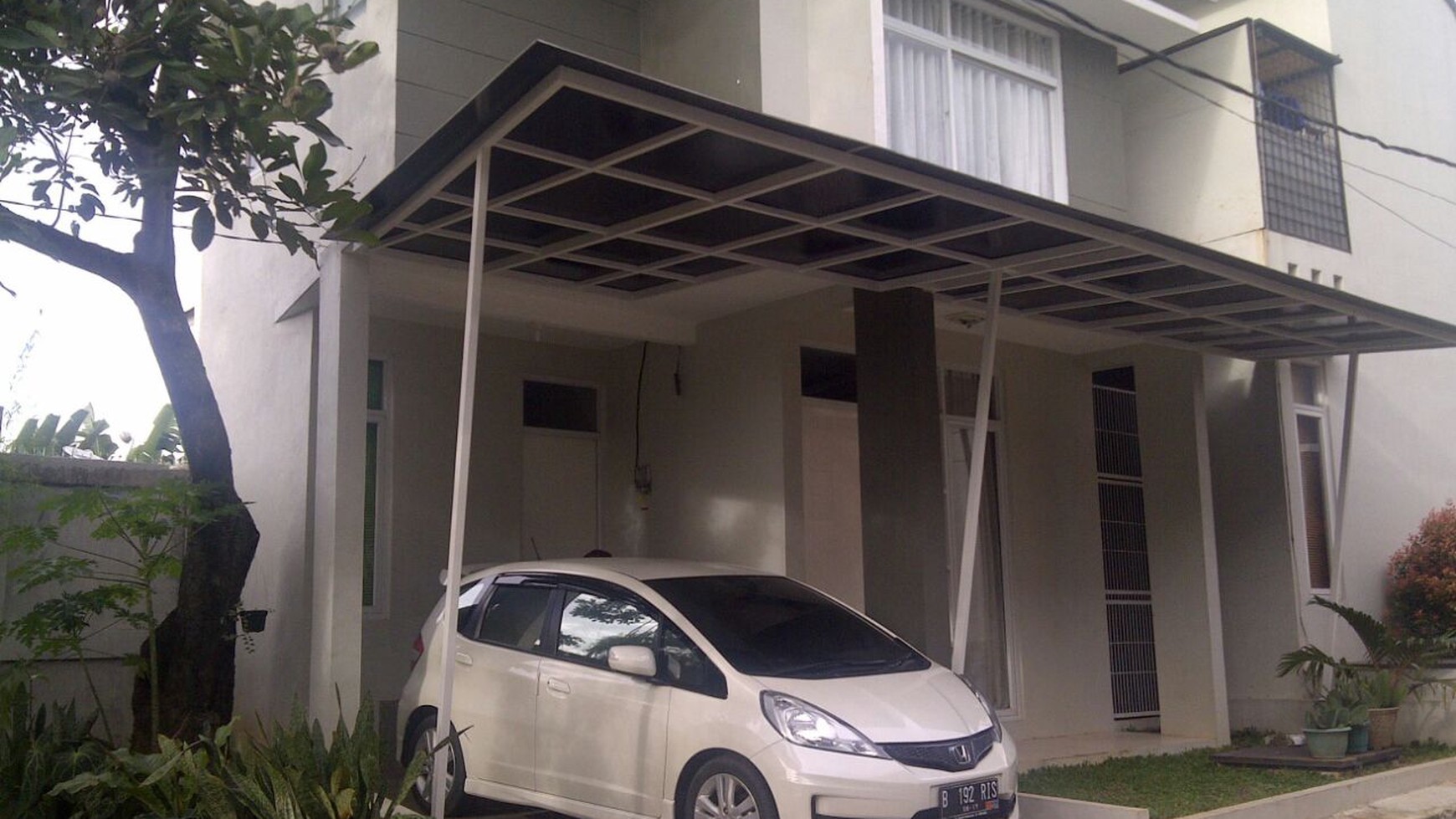 Cinere bukit cinere rumah dalam cluster dekat pintu tol brigif