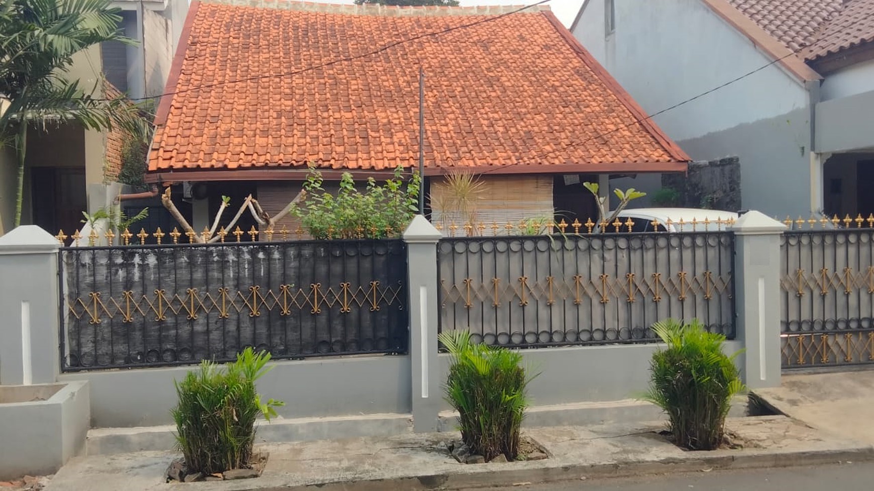 Rumah 1lt dlm komplek hitung tanah lokasi strategis di Pondok Aren