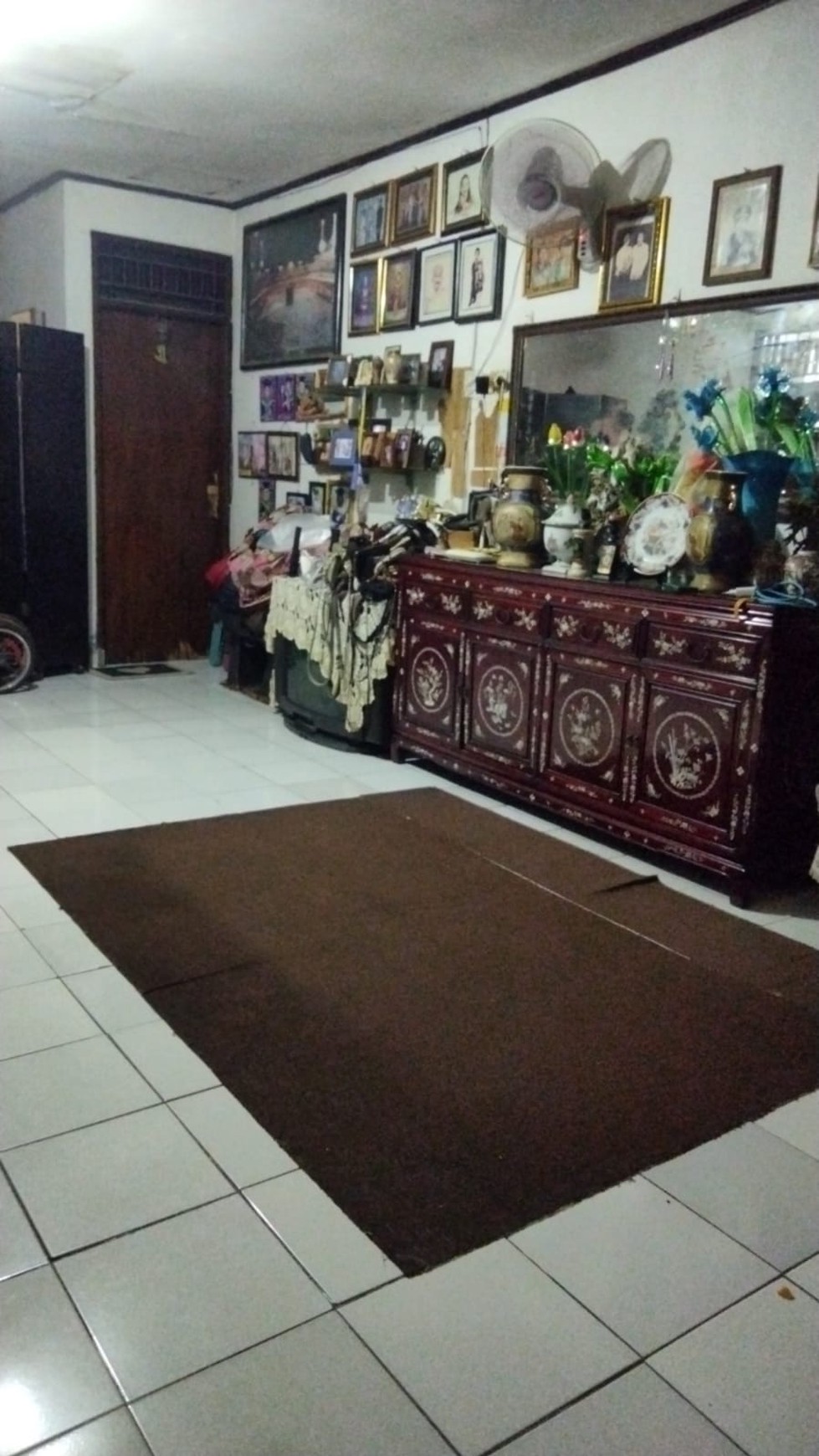 Rumah 1lt dlm komplek hitung tanah lokasi strategis di Pondok Aren