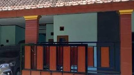Rumah 2 Lantai, 6 Kamar Tidur di Dekat Jalan Raya Berbah-Kalasan