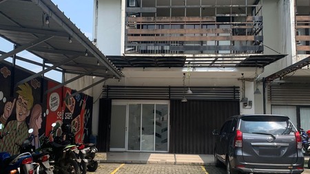 Ruko cocok untuk usaha maupun Office, lokasi strategis dekat jalan raya di Bintaro