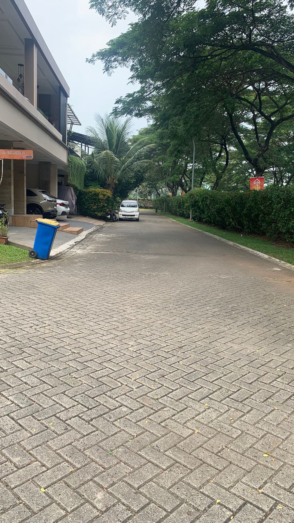 Rumah Hoek di Fortune Belleza Bintaro Jaya