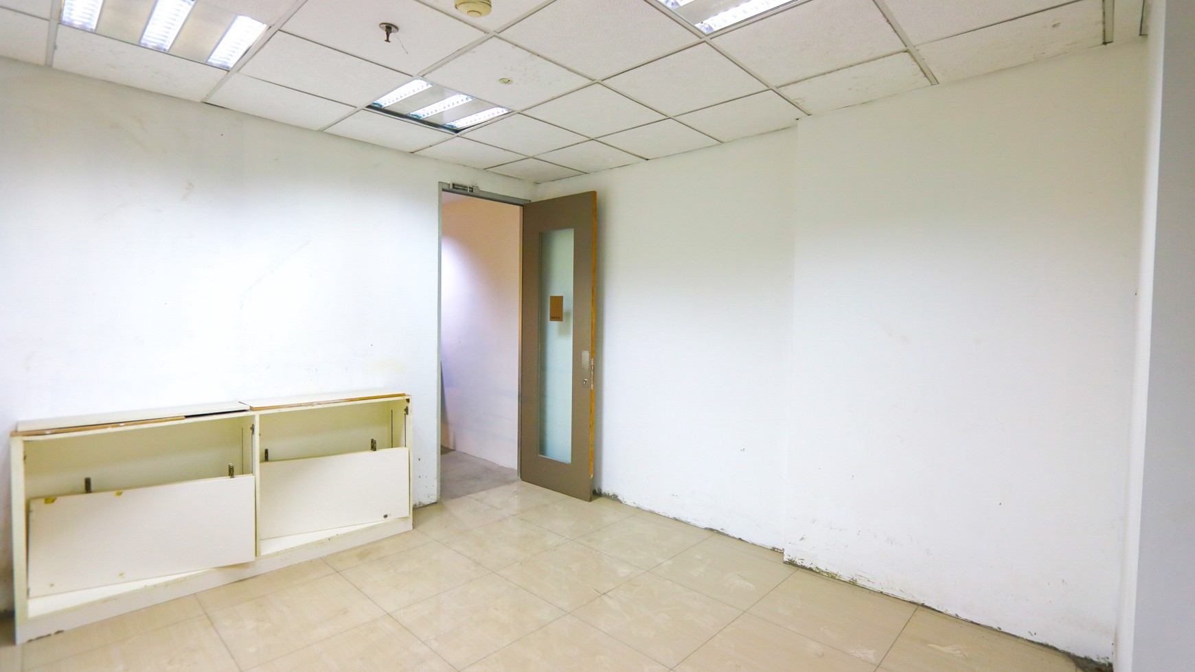 RUKO STRATEGIS DI BULEVAR KELAPA GADING, DEKAT MOI & MAL KELAPA GADING