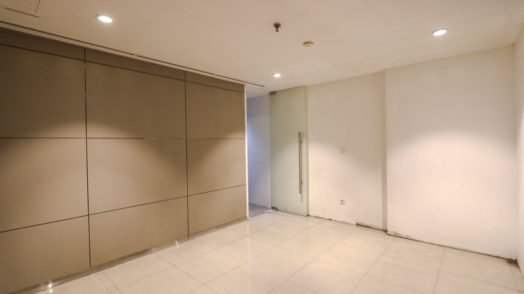 RUKO STRATEGIS DI BULEVAR KELAPA GADING, DEKAT MOI & MAL KELAPA GADING