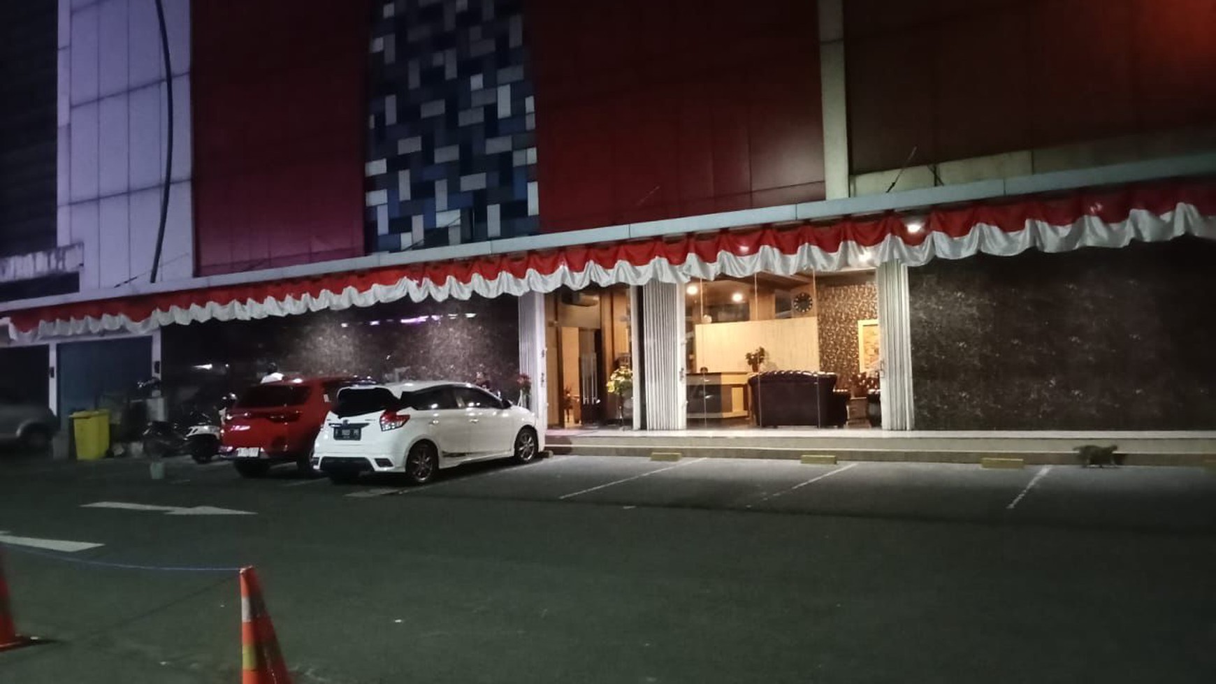 Elevate Your Investment - Hotel Eksklusif dengan Spa & Bar Lounge di Lippo Cikarang