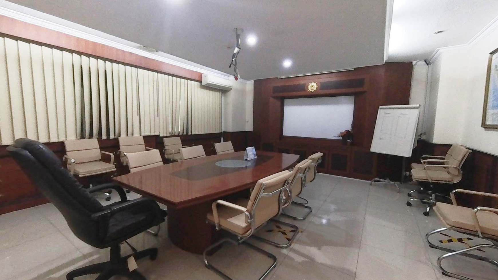 Gedung Jl Kramat Raya, Senen