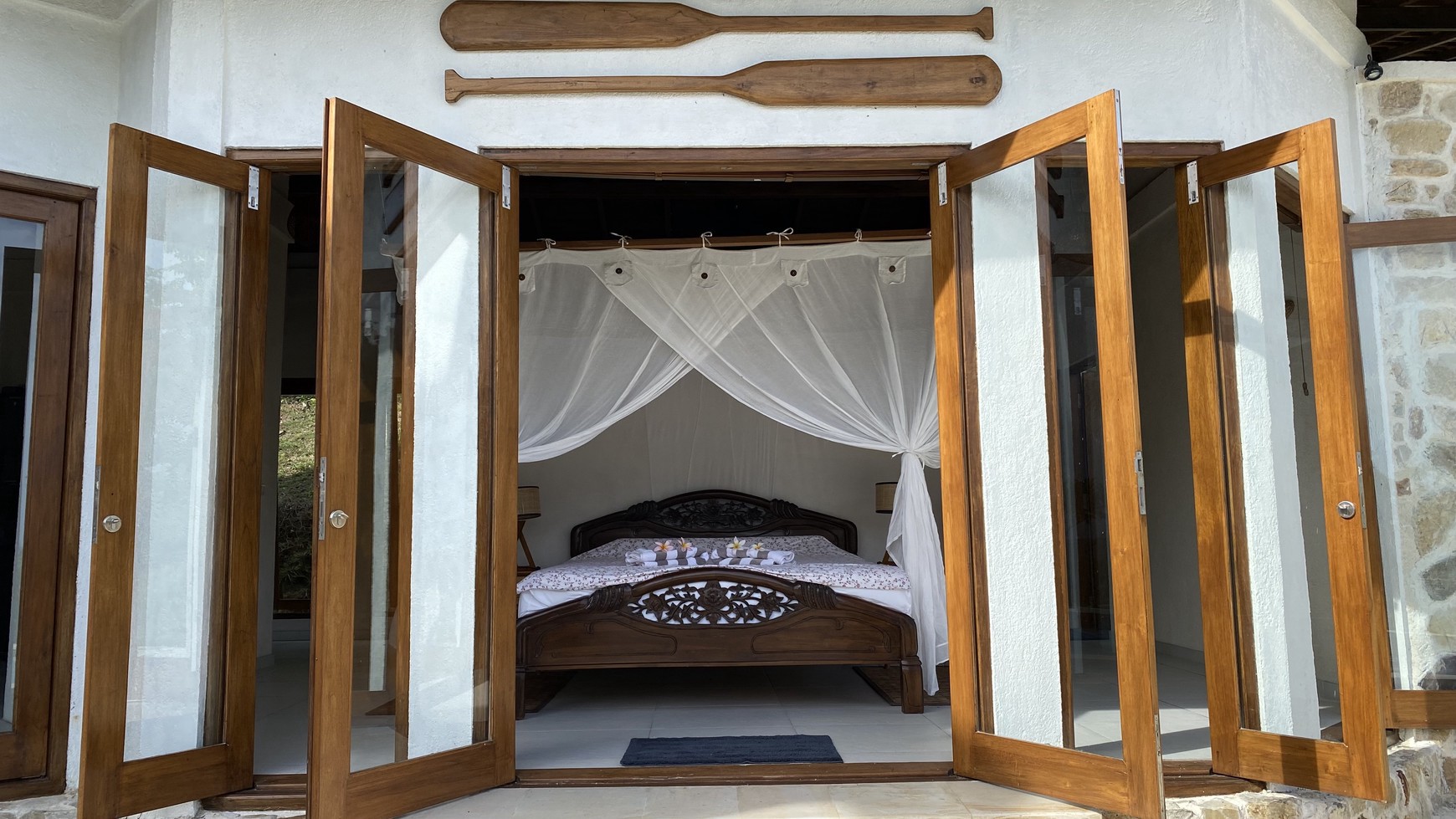 Freehold Villa Beachfront In Rote Island