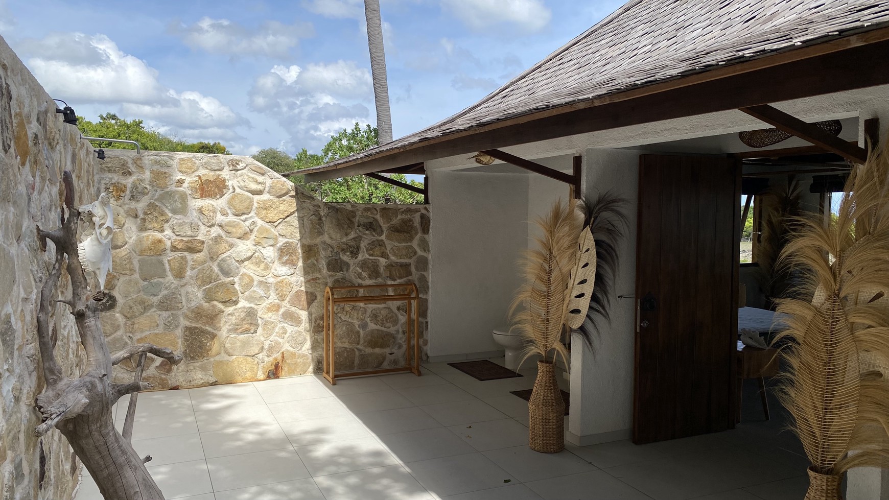 Freehold Villa Beachfront In Rote Island