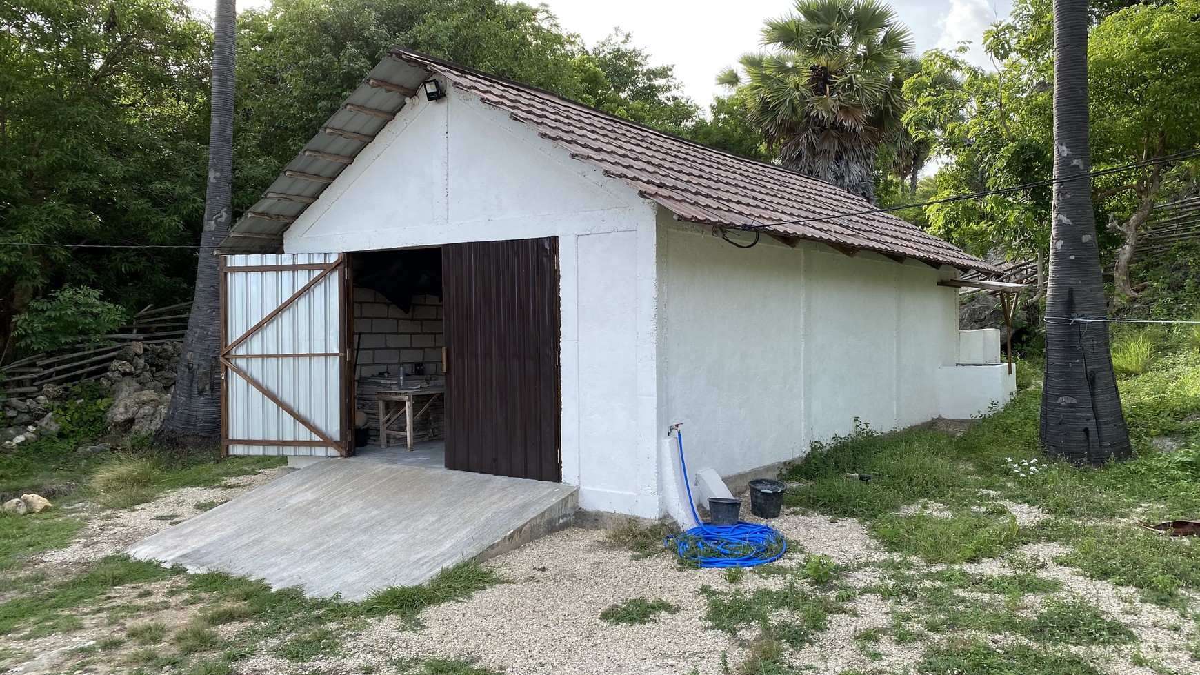 Freehold Villa Beachfront In Rote Island