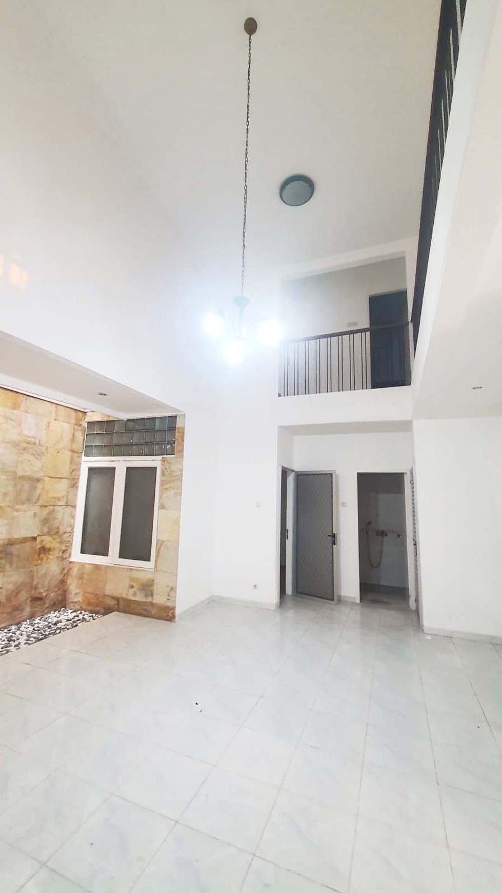 Rumah di Puri Bintaro Sektor 9 siap huni