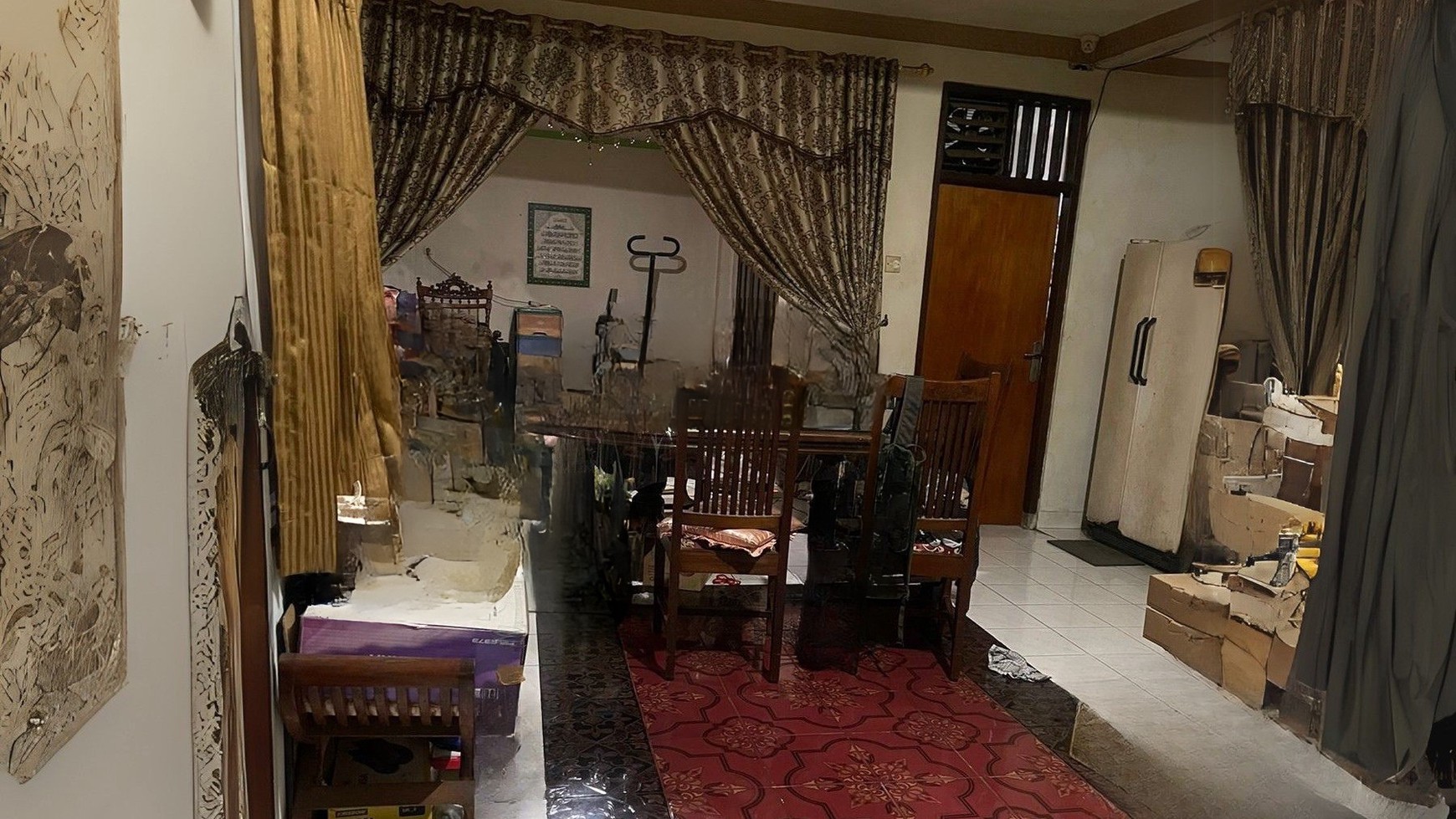 Rumah Nyaman Daerah Tebet Jakarta Selatan Akses 2 Mobil Cocok Untuk Tempat Tinggal ataupun Kos-kosan