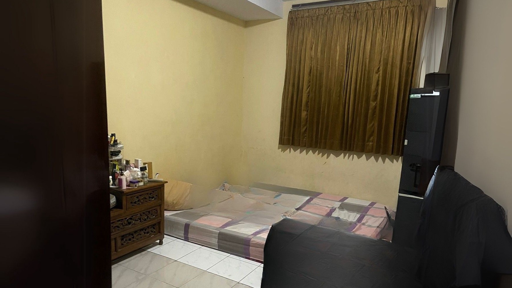 Rumah Nyaman Daerah Tebet Jakarta Selatan Akses 2 Mobil Cocok Untuk Tempat Tinggal ataupun Kos-kosan