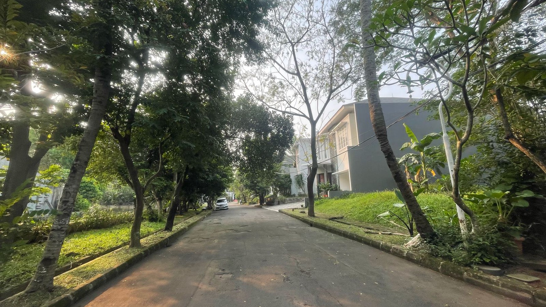 Kavling siap bangun dalam cluster di Bintaro Jaya 8.