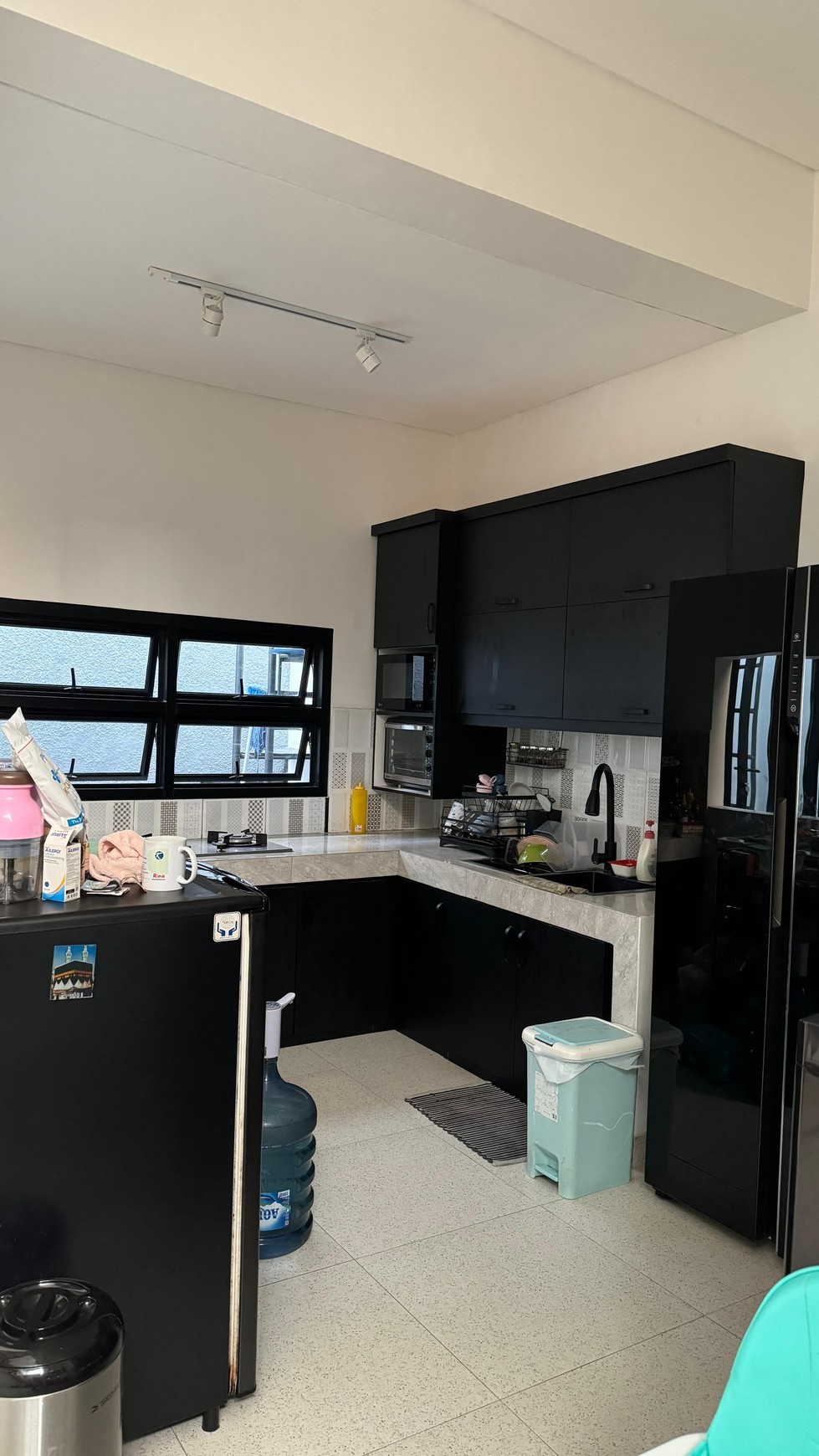 Rumah Minimalis Modern di Cluster Neo Bintaro siap huni