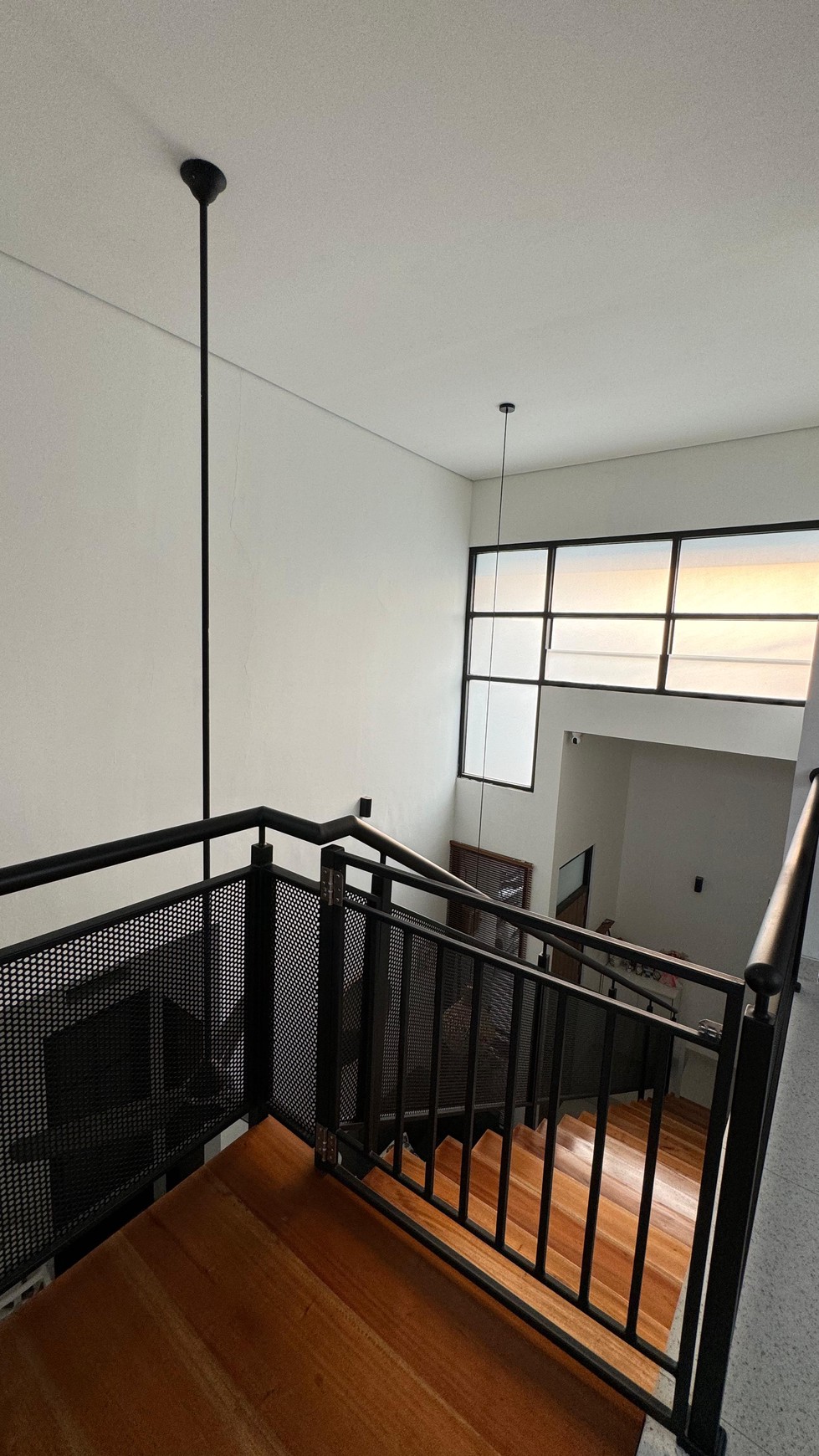 Rumah Minimalis Modern di Cluster Neo Bintaro siap huni