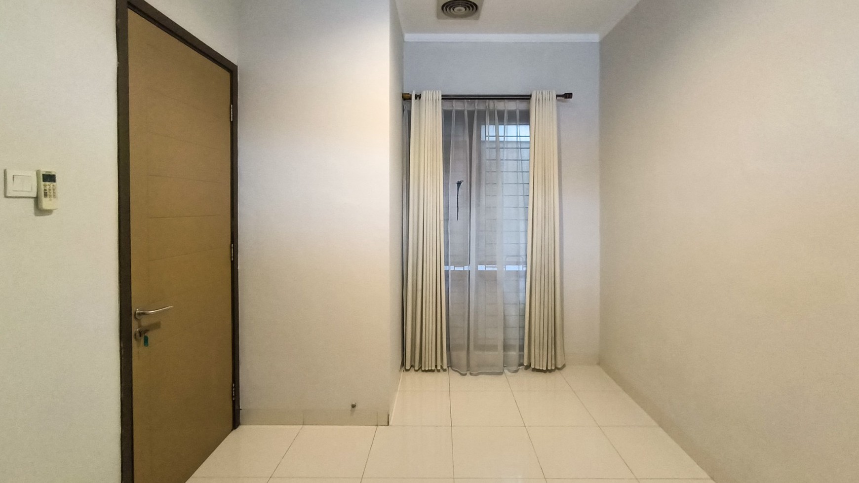 Rumah nyaman,lingkungan ok,jalan lebar di Bintaro Jaya 9.