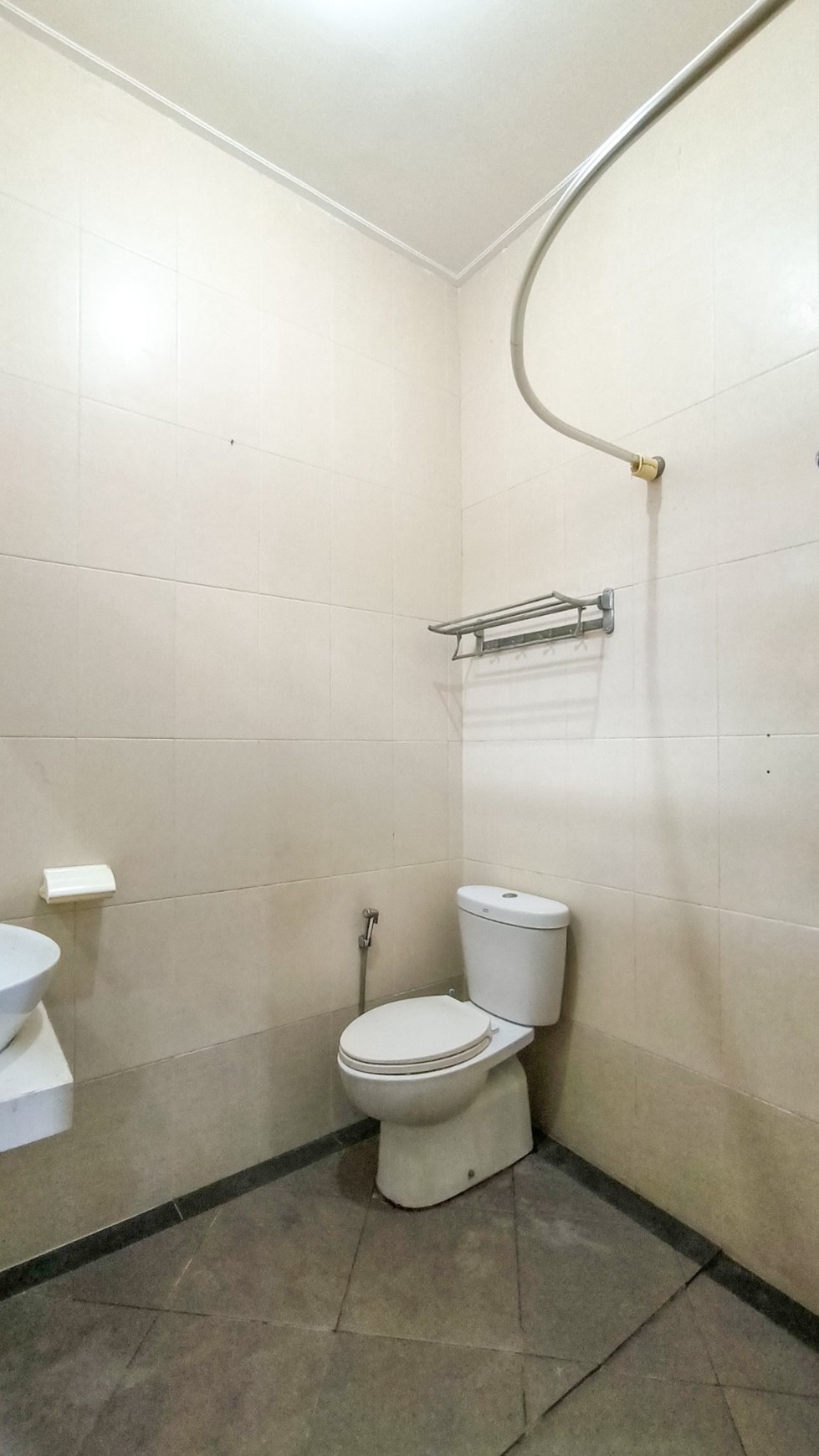 Rumah nyaman,lingkungan ok,jalan lebar di Bintaro Jaya 9.