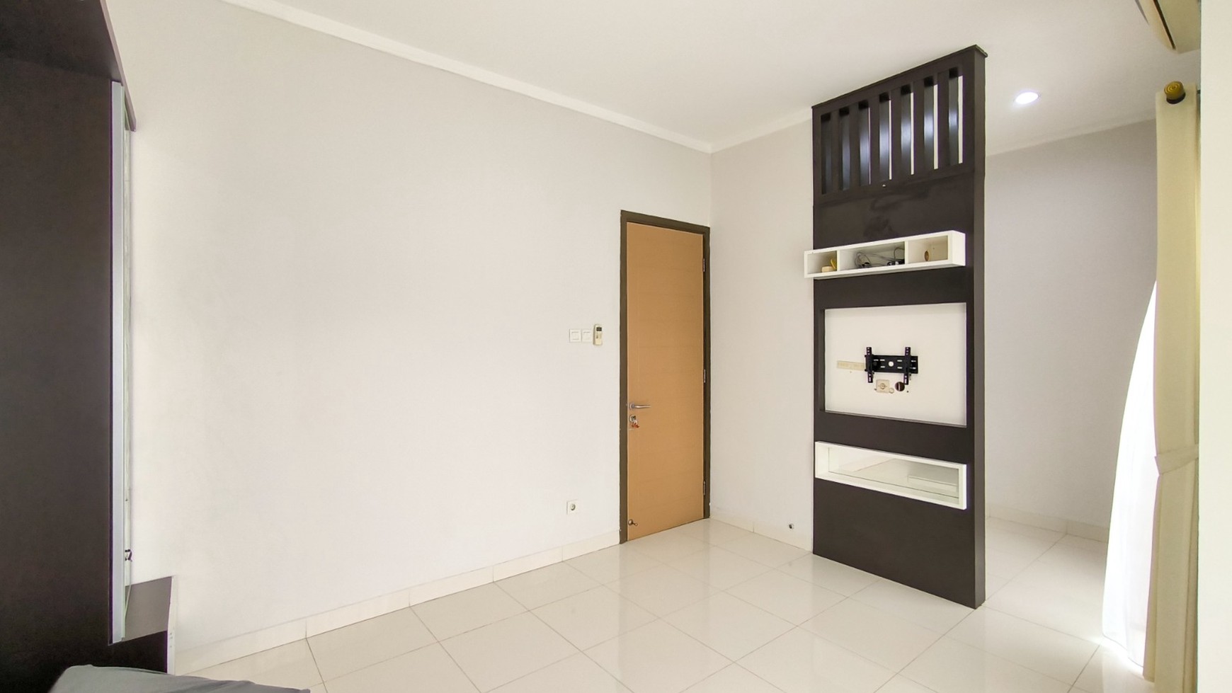 Rumah nyaman,lingkungan ok,jalan lebar di Bintaro Jaya 9.