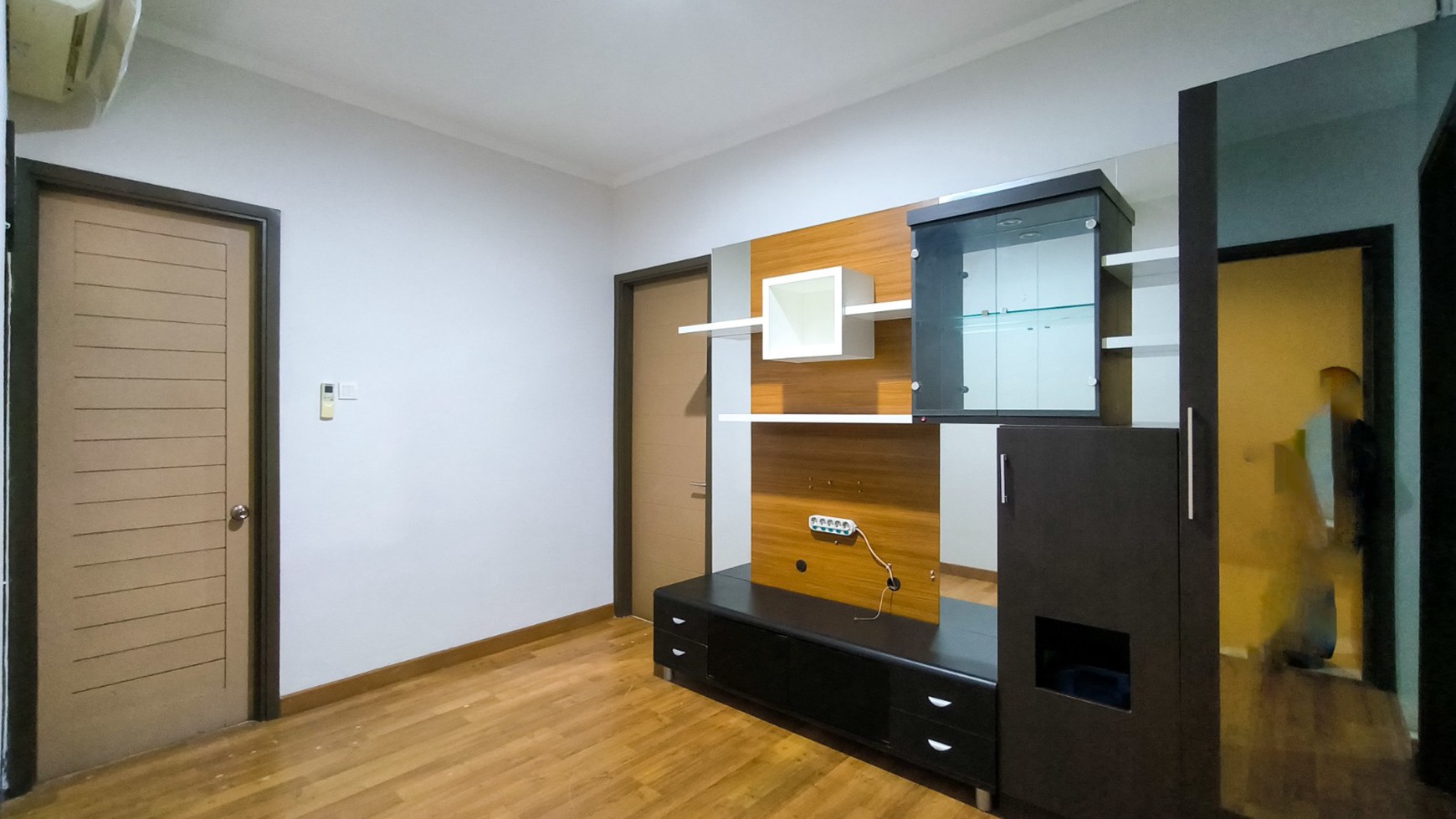 Rumah nyaman,lingkungan ok,jalan lebar di Bintaro Jaya 9.