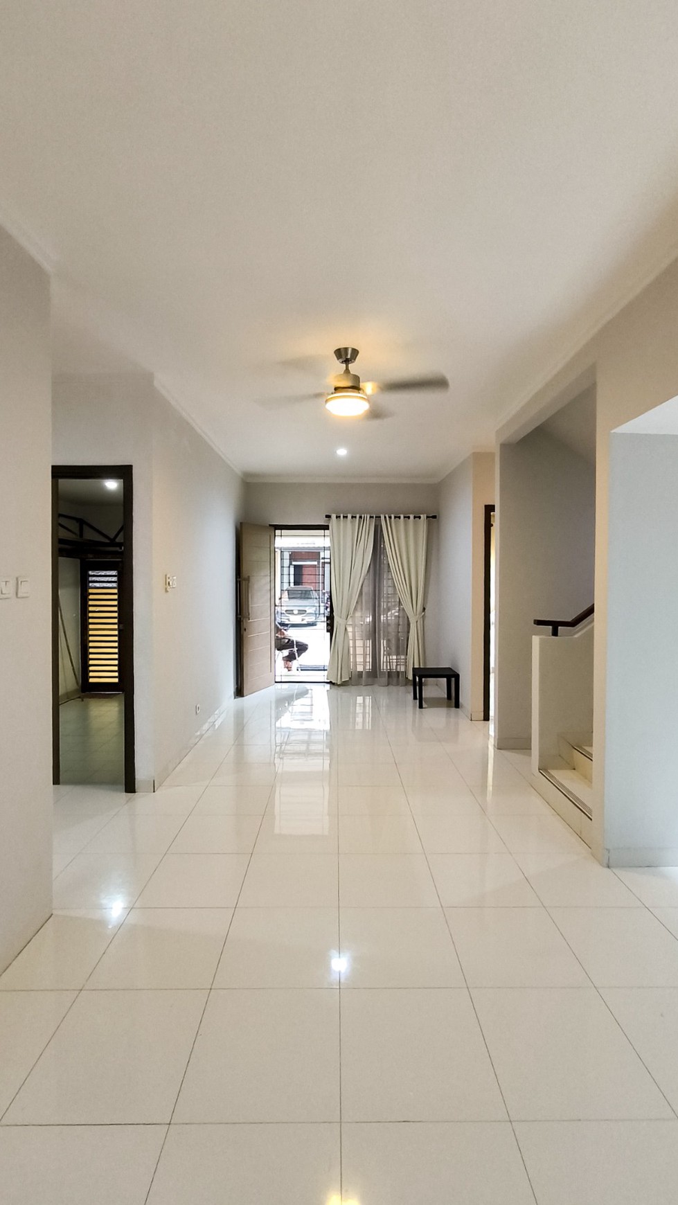 Rumah nyaman,lingkungan ok,jalan lebar di Bintaro Jaya 9.