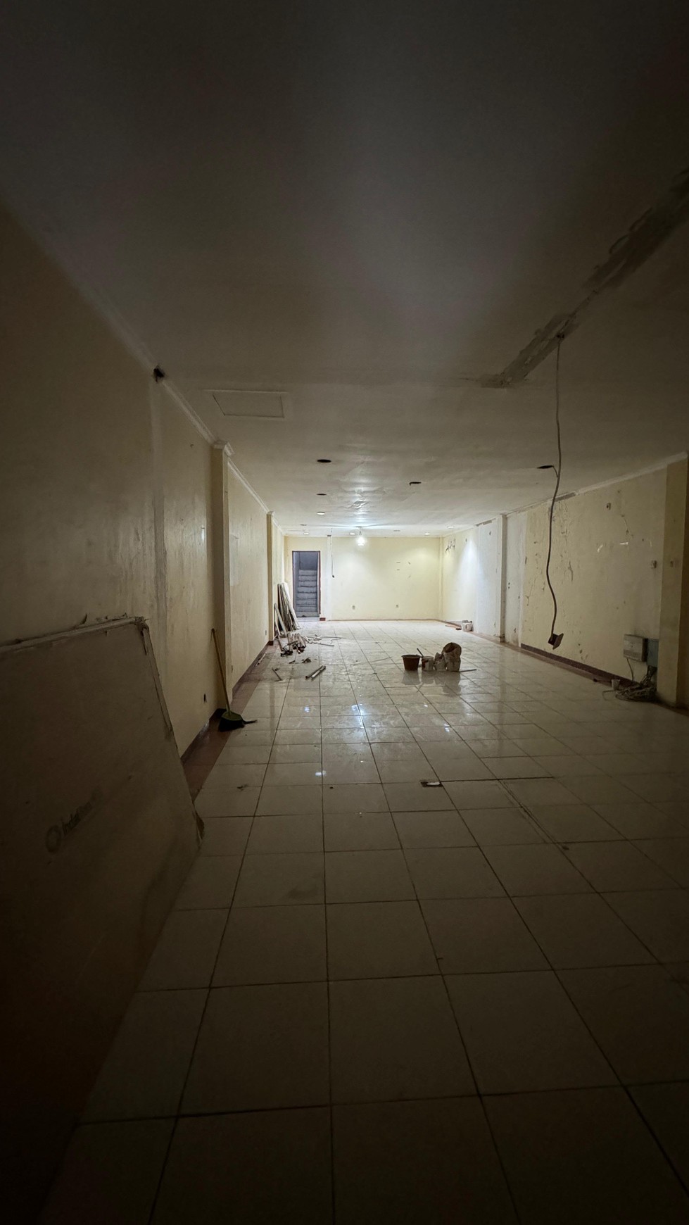 Ruko lokasi strategis, di jalan utama Cinere