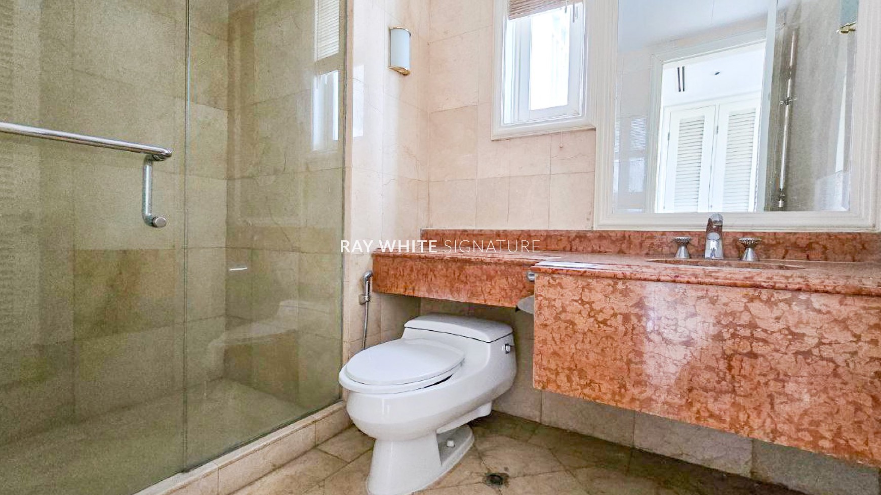 Disewakan Apartemen di The Residences at Dharmawangsa