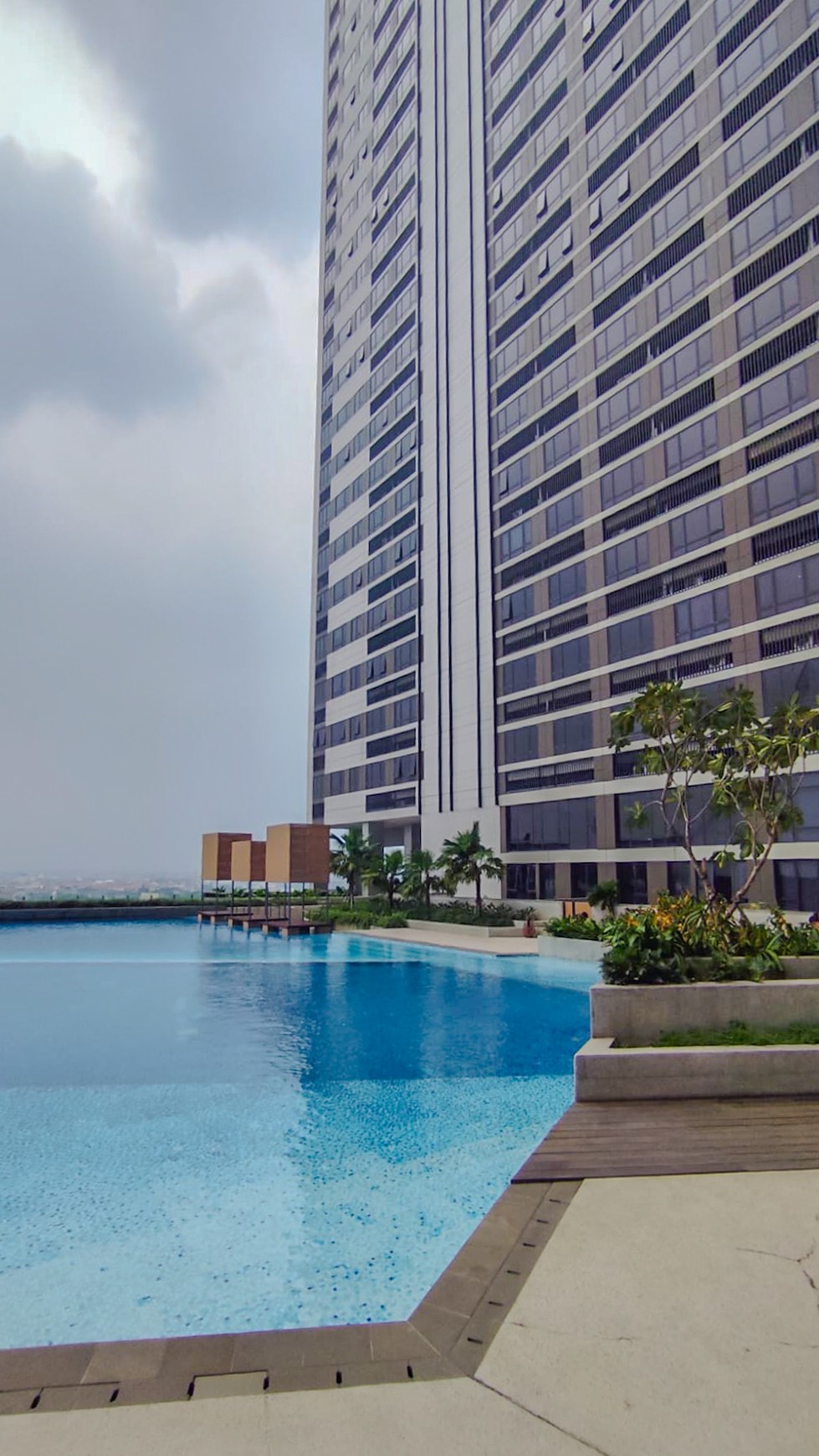 UNIT STUDIO APARTEMEN COLLINS BOULEVARD, BRAND NEW, SIAP HUNI, DEKAT KE GADING SERPONG, BSD, BINTARO