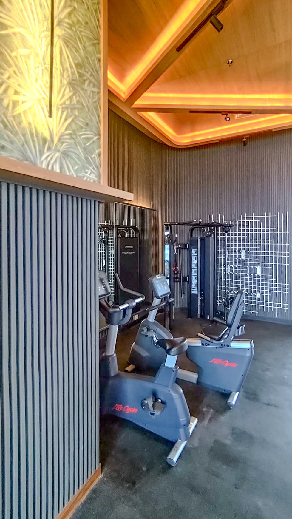 UNIT STUDIO APARTEMEN COLLINS BOULEVARD, BRAND NEW, SIAP HUNI, DEKAT KE GADING SERPONG, BSD, BINTARO