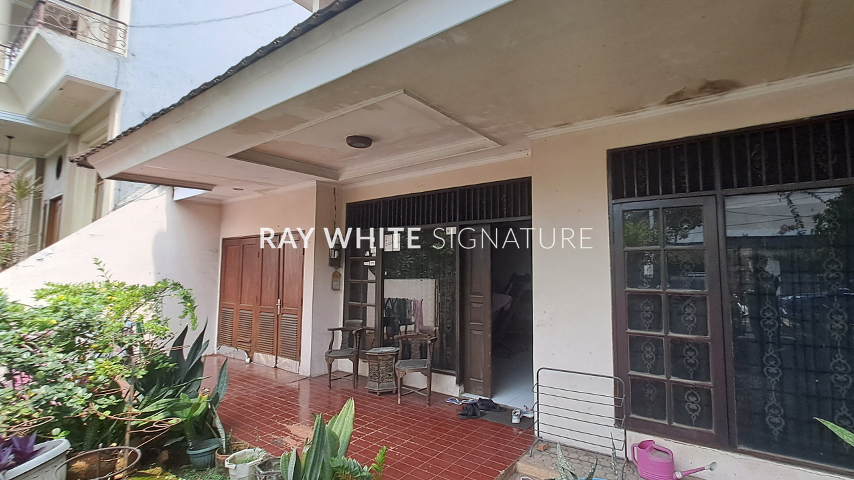 Dijual Rumah Nyaman di Kavling Agraria, Duren Sawit - Hunian Ideal Keluarga
