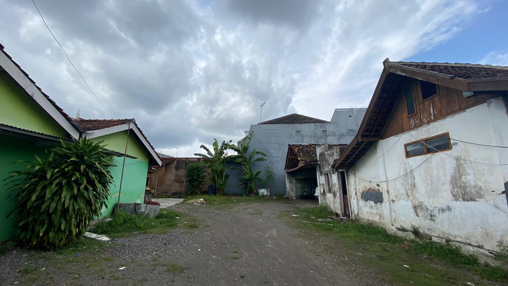TANAH 1980 METER PERSEGI, DI JL GEJAYAN, DEKAT KAMPUS UNY, YOGYAKARTA