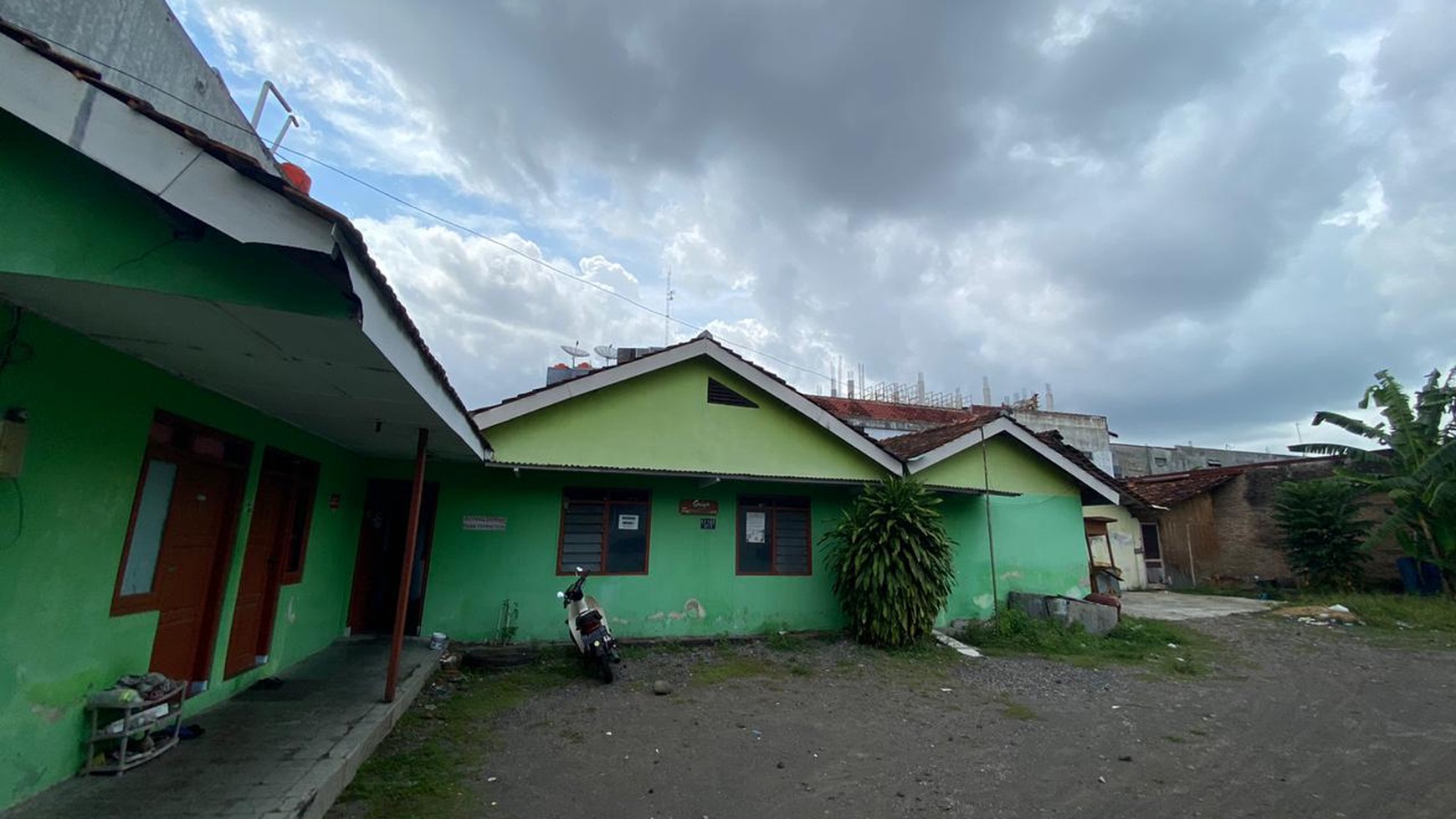 TANAH 1980 METER PERSEGI, DI JL GEJAYAN, DEKAT KAMPUS UNY, YOGYAKARTA