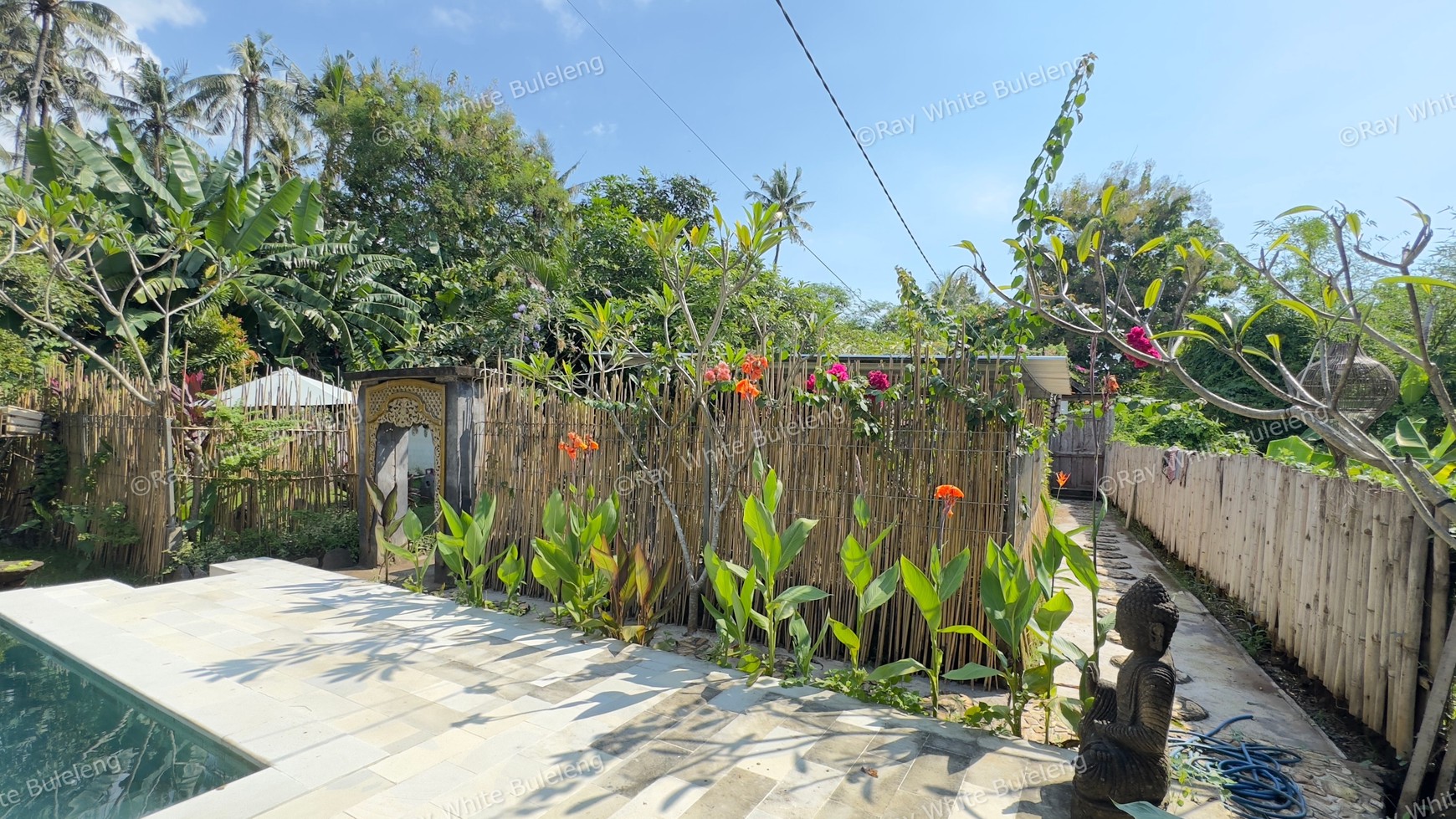 Unique House on Spacious Land in Prime Lovina Location