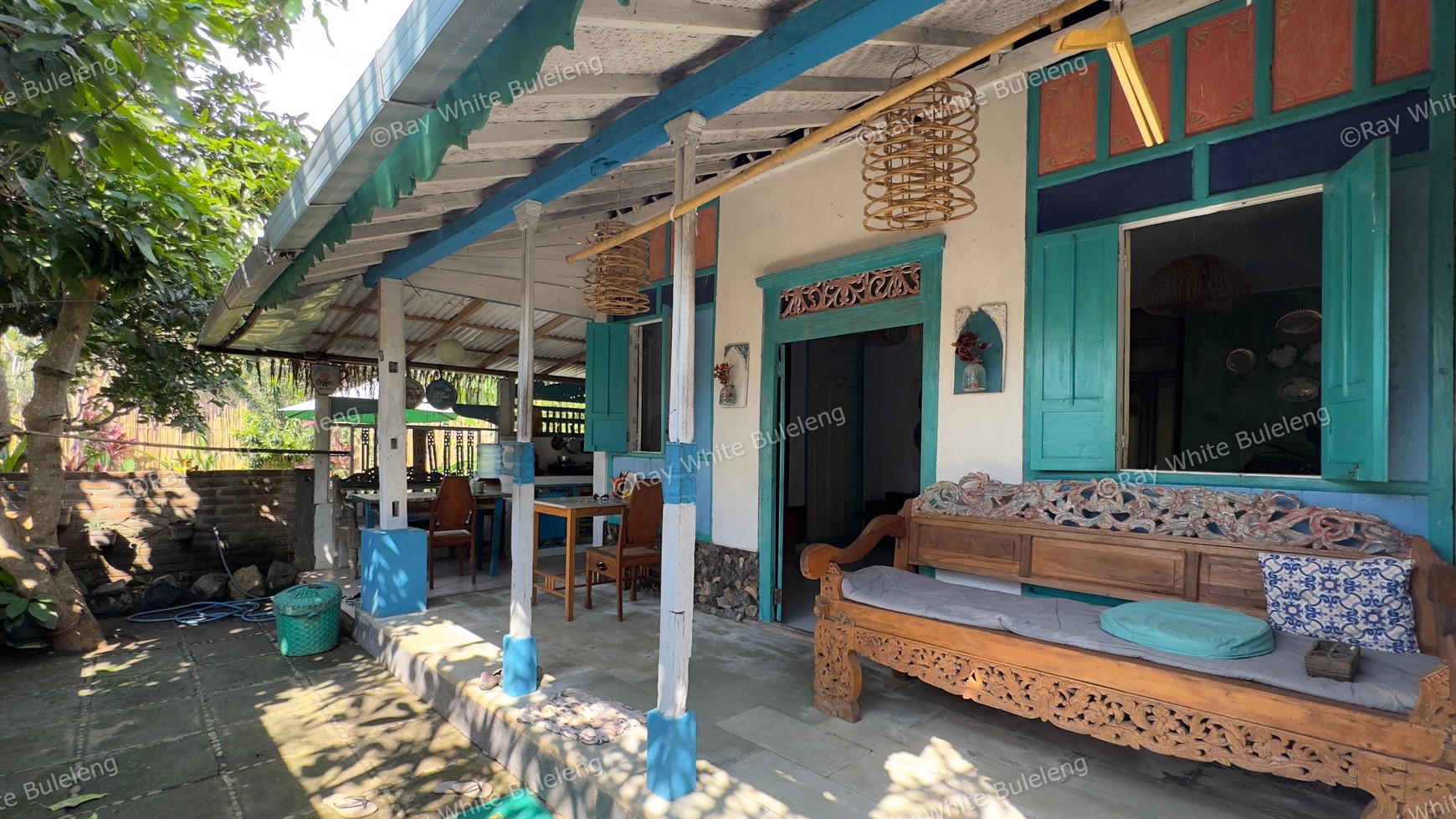 Unique House on Spacious Land in Prime Lovina Location