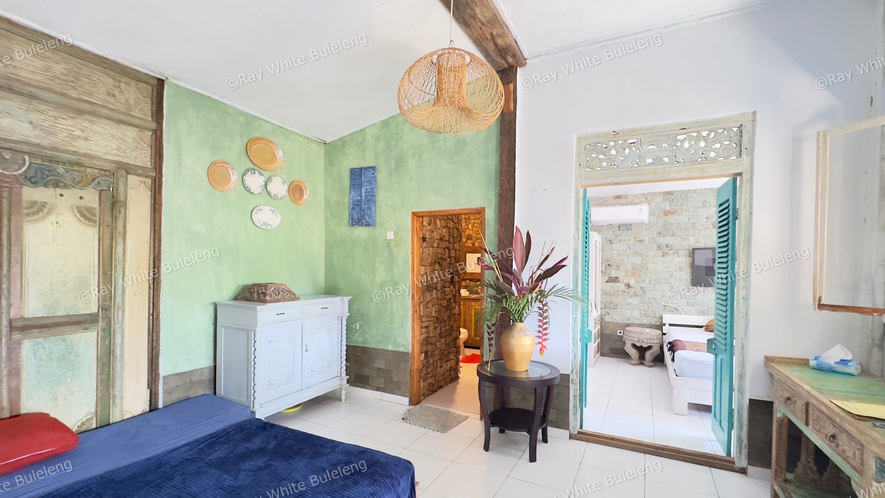 Unique House on Spacious Land in Prime Lovina Location