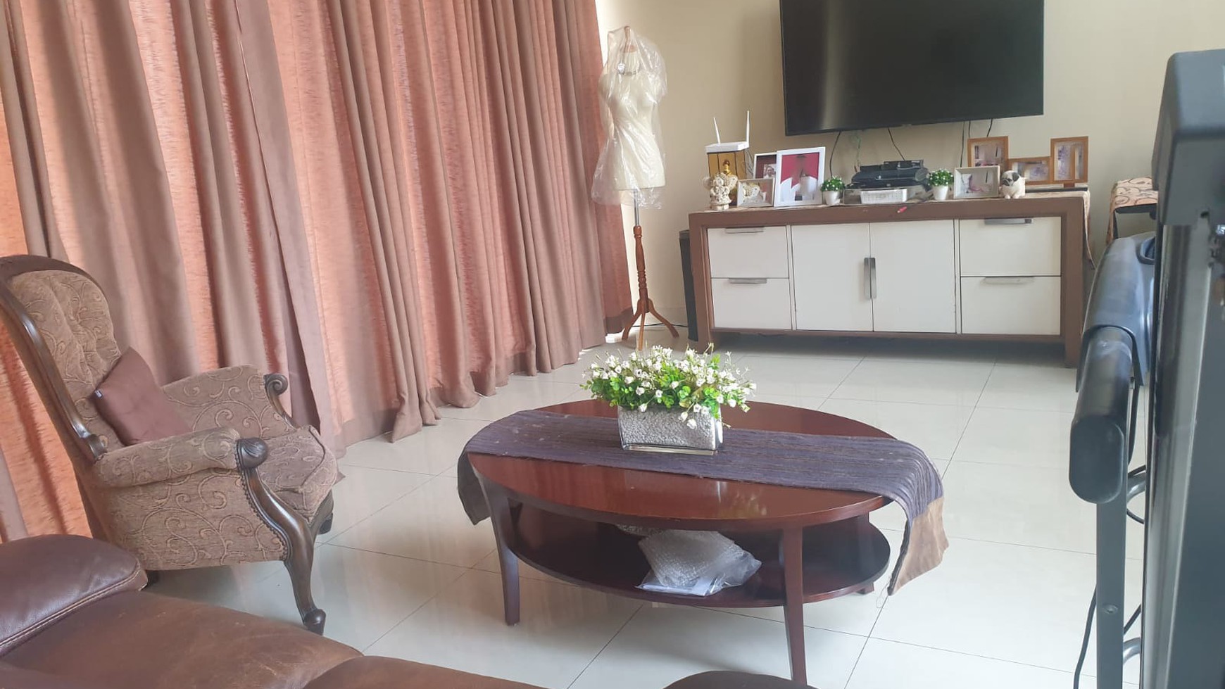 Rumah Siap Huni dengan Hunian Nyaman dan Asri di Bintaro Sektor 7