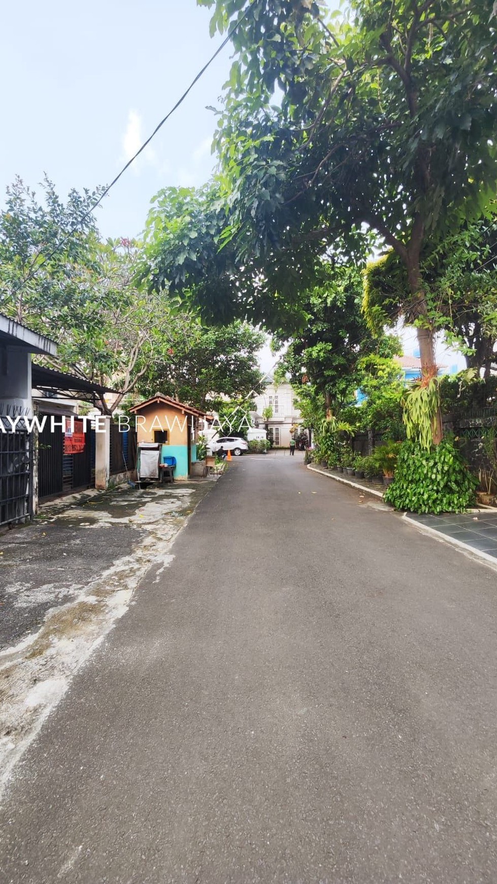 Rumah Hitung Tanah Lingkungan Tenang Area Kebayoran Baru