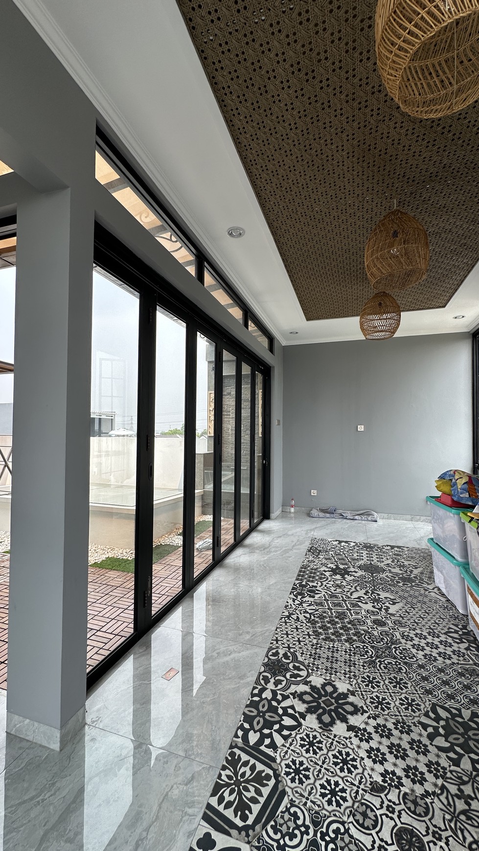 Rumah Baru Dan Bagus Di Cluster Lavesh Harapan Indah - Bekasi