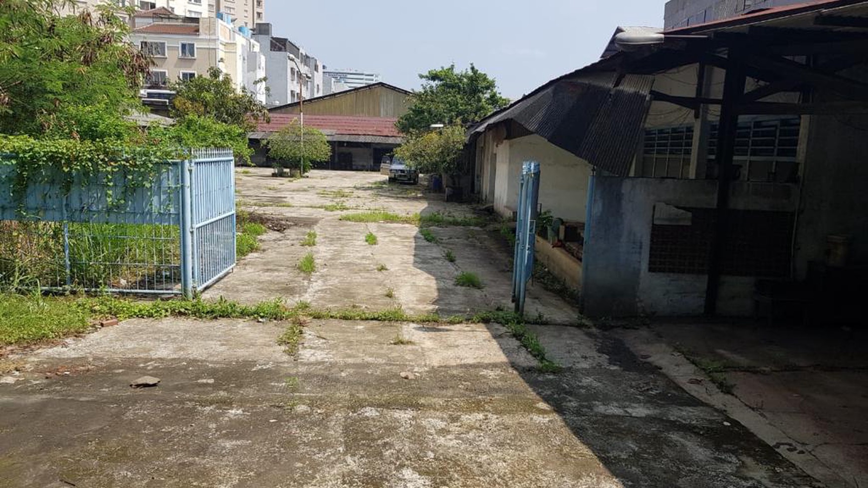 Gudang Karang Bolong Raya, Ancol Barat