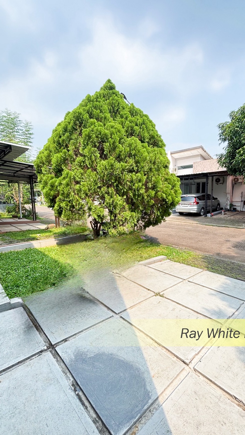 RUMAH MINIMALIS DALAM CLUSTER SIMPLYCITY BSD CITY - TANGERANG SELATAN