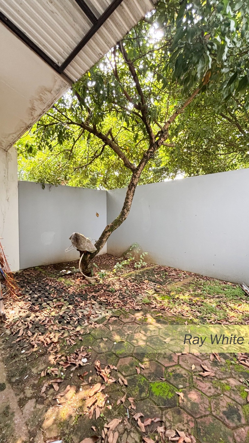 RUMAH MINIMALIS DALAM CLUSTER SIMPLYCITY BSD CITY - TANGERANG SELATAN