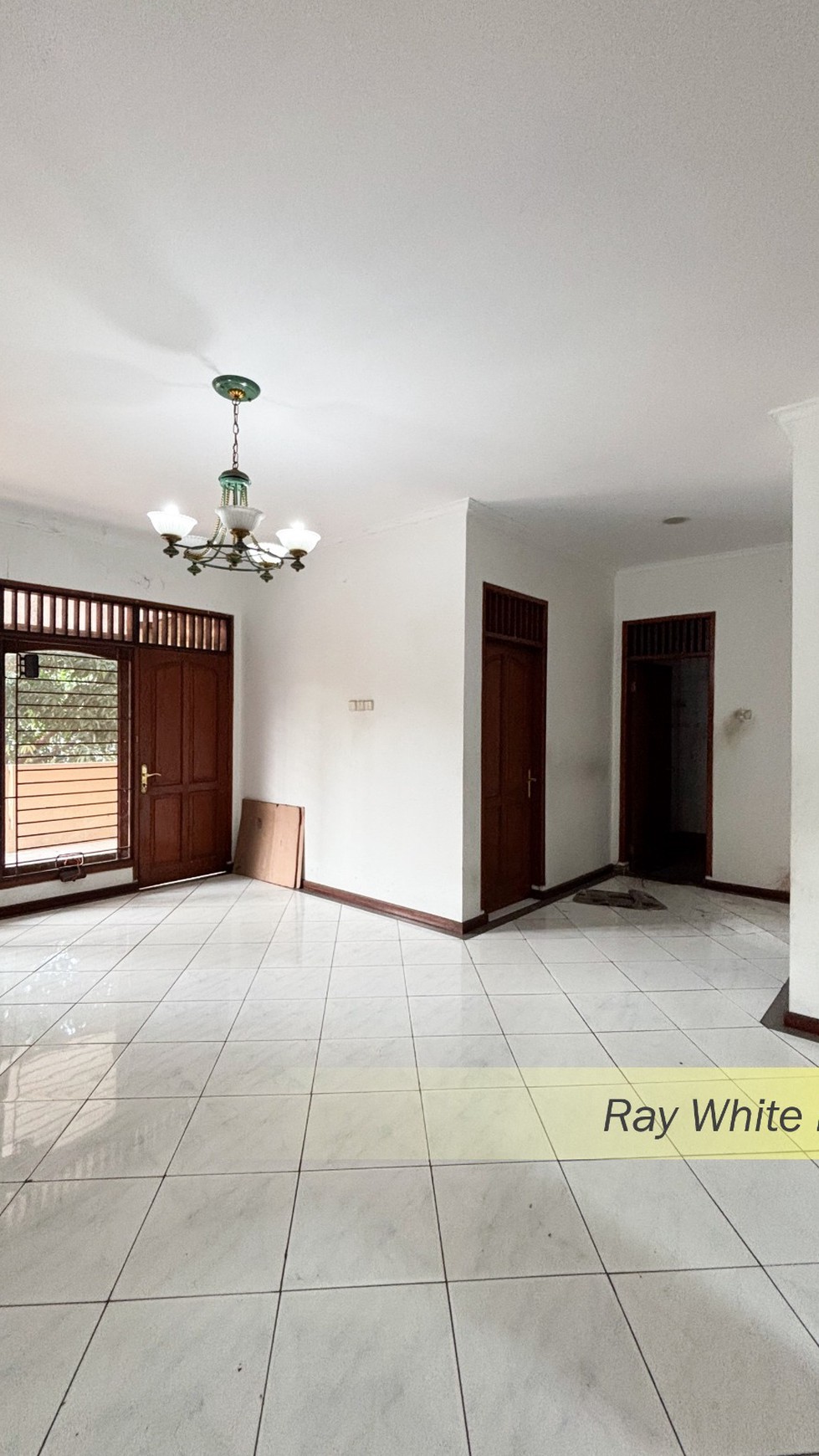RUMAH ASRI DALAM CLUSTER MALEO BINTARO JAYA SEKTOR 9 - TANGERANG SELATAN