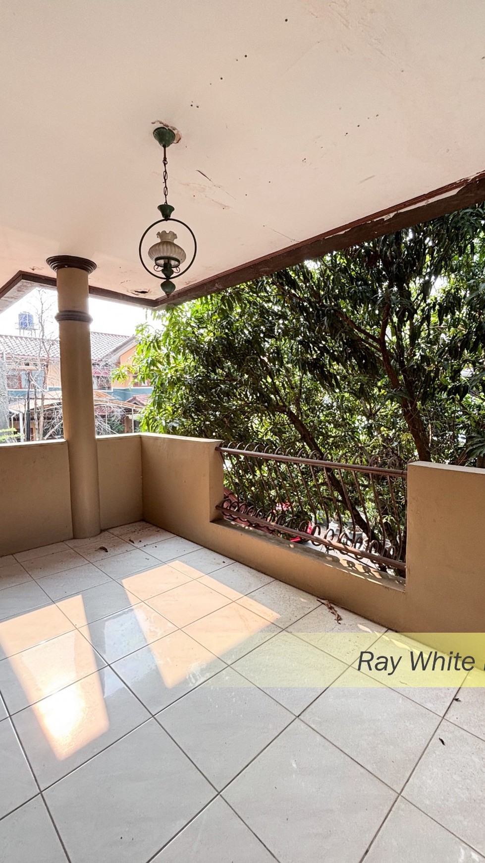 RUMAH ASRI DALAM CLUSTER MALEO BINTARO JAYA SEKTOR 9 - TANGERANG SELATAN
